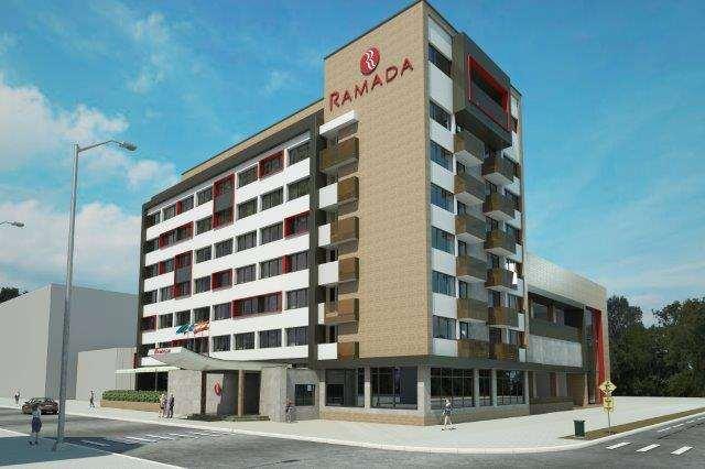 Ramada By Wyndham Ramnicu Valcea Hotel Exterior photo